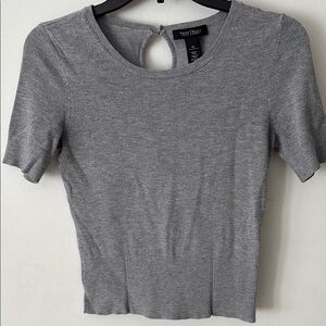 White House Black Market Heather Gray Short Sleeve Top with Keyhole Back